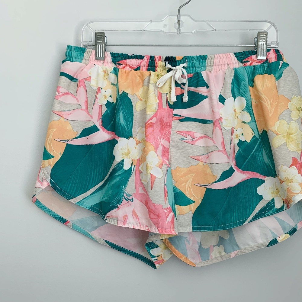Old Navy Active Floral Printed Athletic Shorts A7